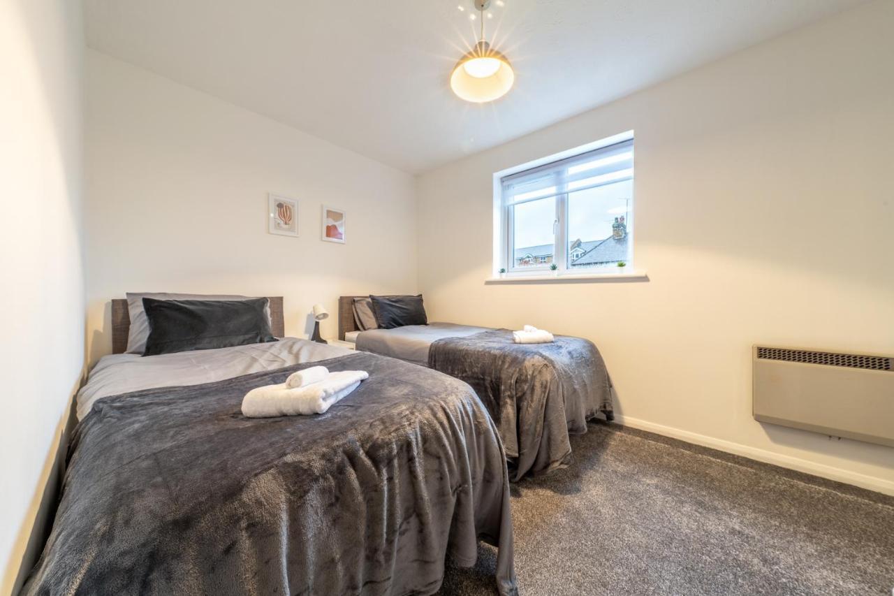 בישופס סטורטפורד Luxury 2 Bed Apartment Stansted Airport Bishops Stortford מראה חיצוני תמונה
