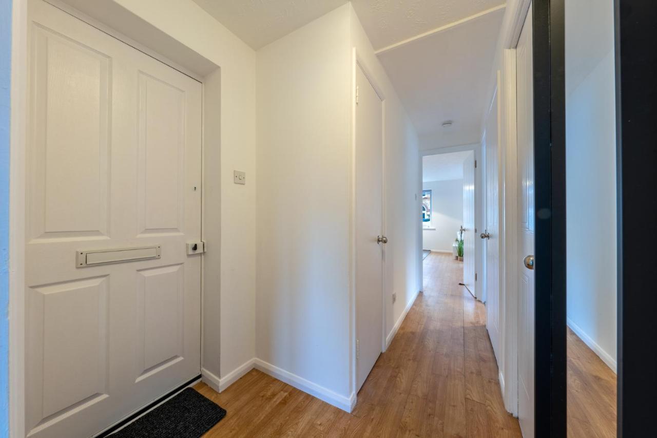 בישופס סטורטפורד Luxury 2 Bed Apartment Stansted Airport Bishops Stortford מראה חיצוני תמונה